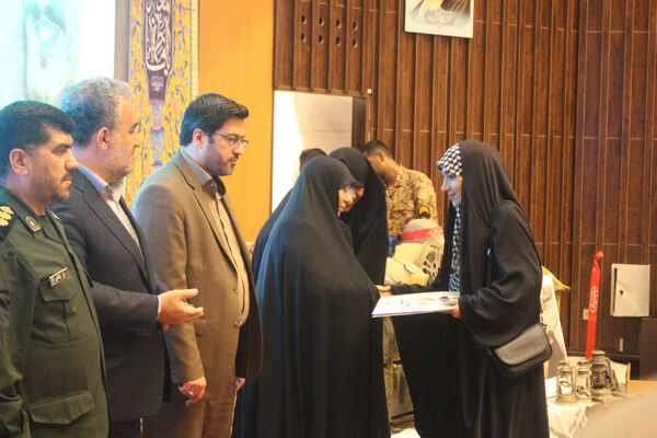 مراسم اختتامیه مرحله استانی نهمین جشنواره ملی فانوس در قم