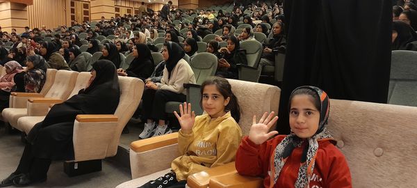 لیک جت؛ کمک به جهاد تبیین