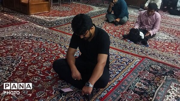 قرائت دعای عرفه در هیئت پیروان قرآن  نیشابور