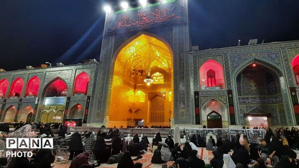 زیارتی دلچسب در حرم امام مهربانی ها با عطر شهدای میناب