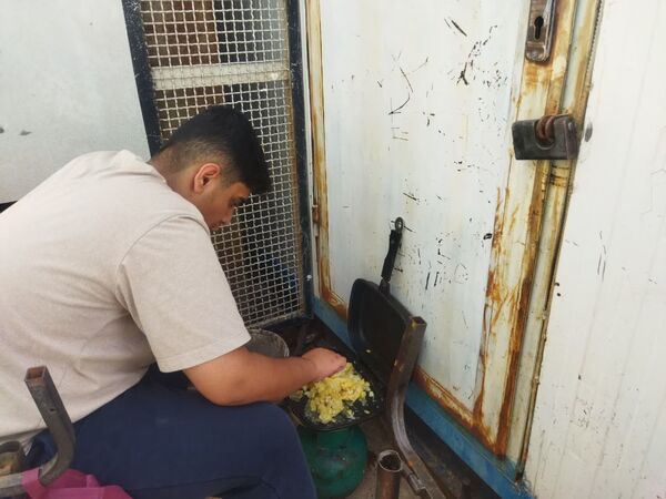 برگزاری جشنواره غذا و بازارچه دانش‌آموزی در دبیرستان نمونه دولتی دانش 