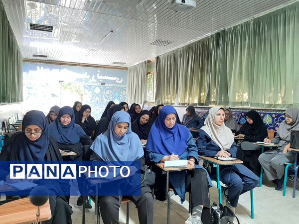 رابطان مشاوره صدای روشن آینده آموزش 