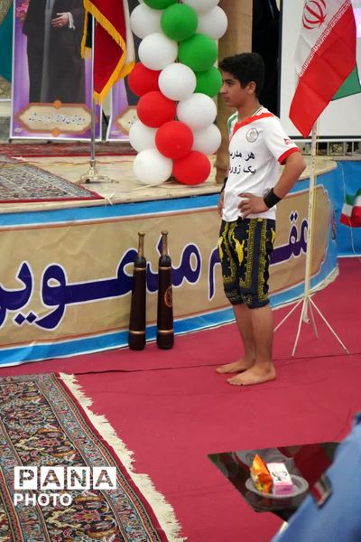 همایش یاوران انقلاب، پیشتازان مقاومت در نهاوند