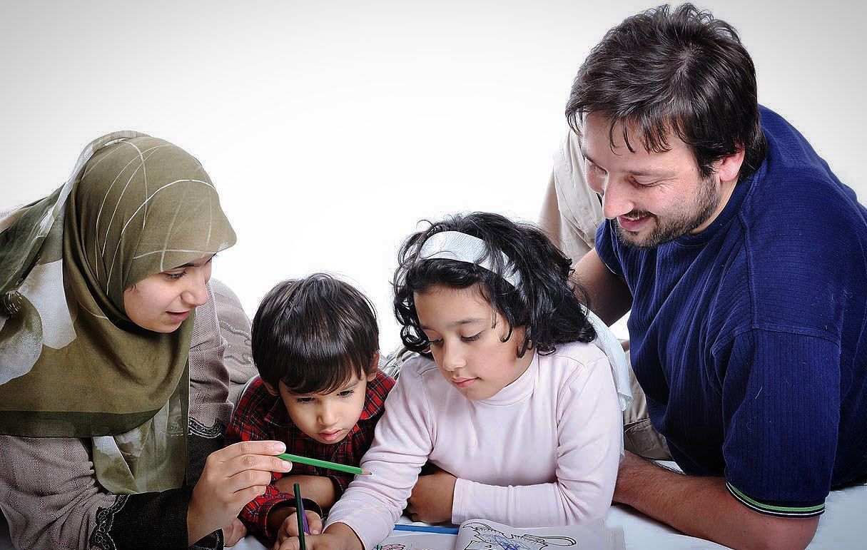 اعلام میانگین سن اولین فرزندآوری والدین ایرانی