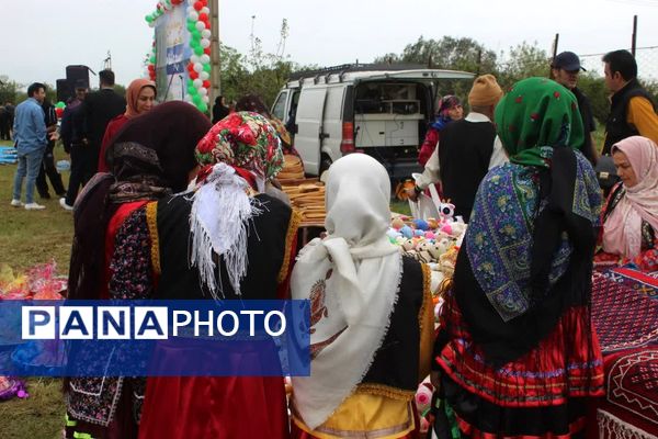 همایش پیاده‌روی خانوادگی در گلوگاه 