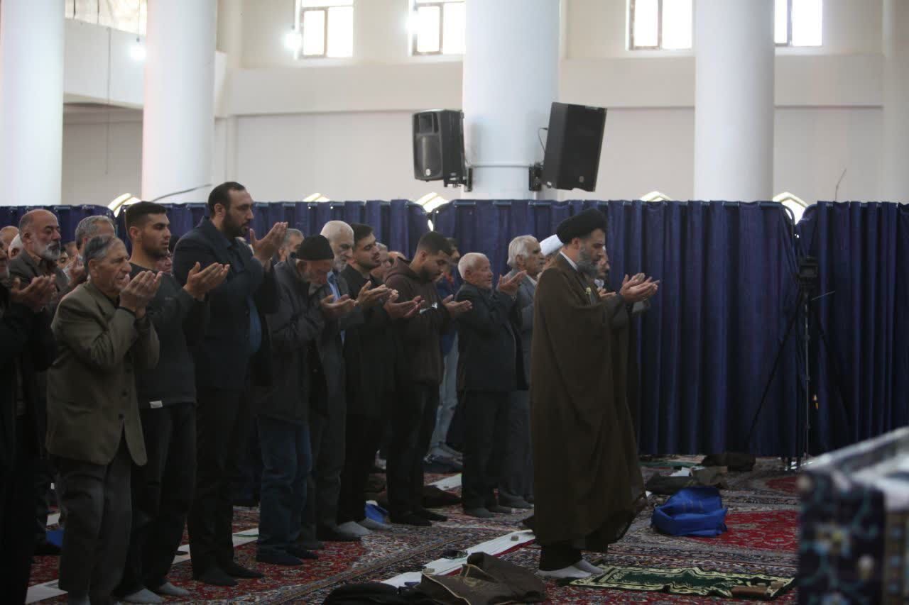 نماز جمعه؛ رنگین‌کمان ایمان و همدلی