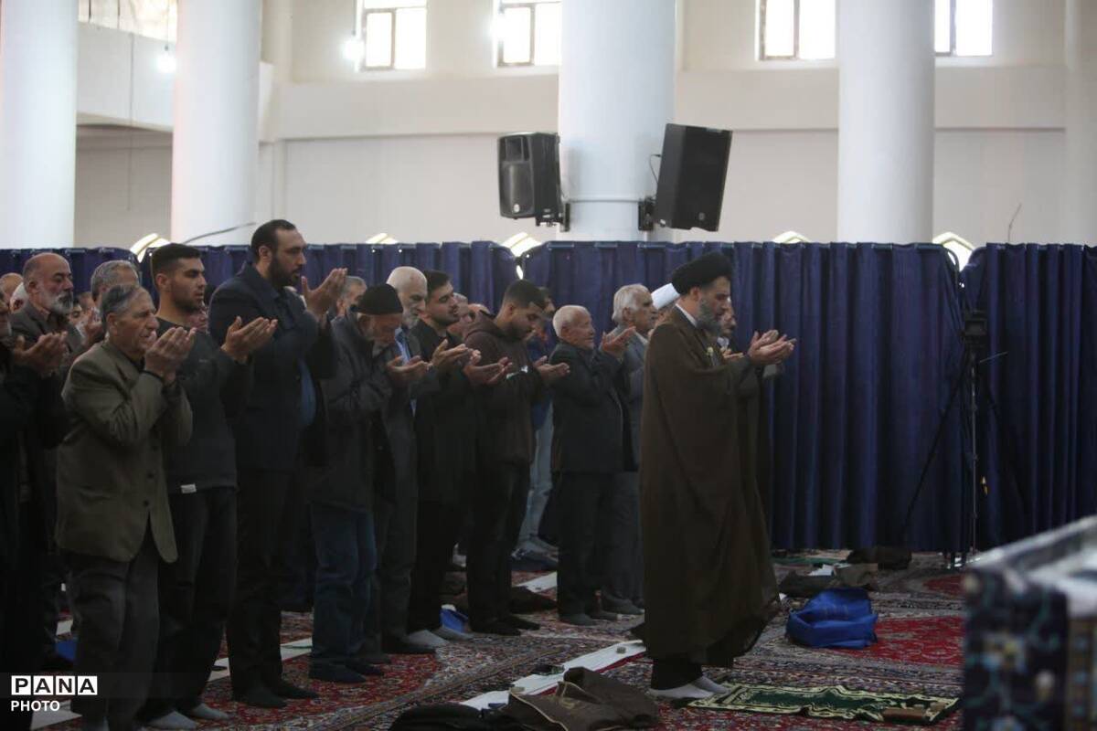 نماز جمعه؛ رنگین‌کمان ایمان و همدلی