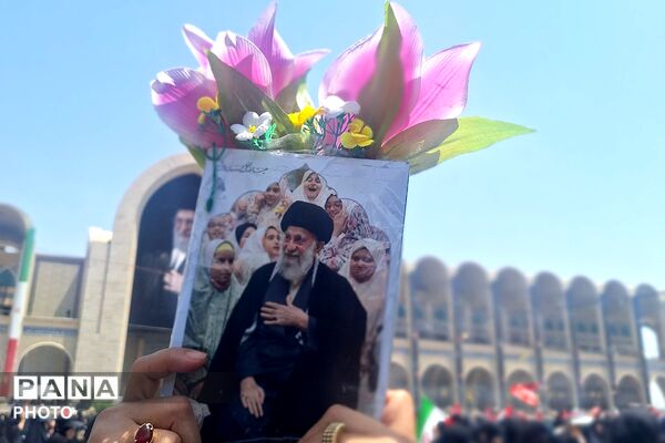 شهر در سوگ؛ قلب‌های تپنده در بدرقه ابدی «رهبر شهید»