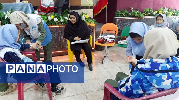 جشنواره رقابت‌های علمی و مهارتی سفیران سلامت ناحیه ۶مشهد