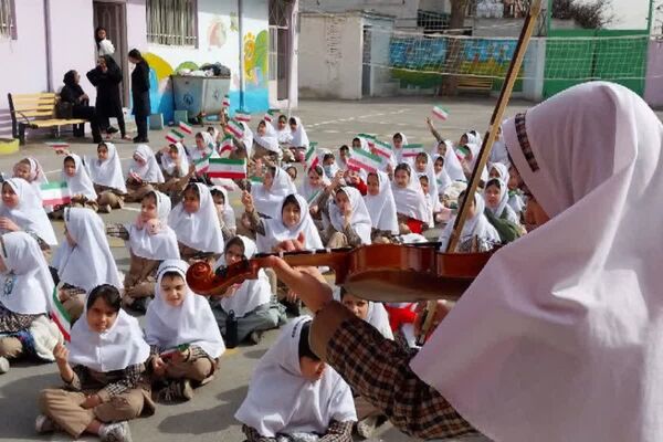 طنین زنگ انقلاب در مدارس شهرستان شهریار 