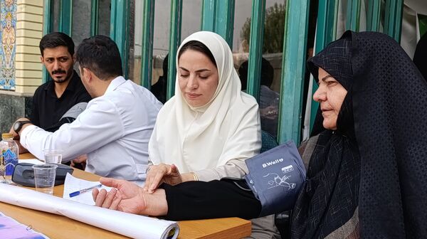 پایش مداوم فشار خون و قند خون، کلید سلامت شهرستان‌ شازند 