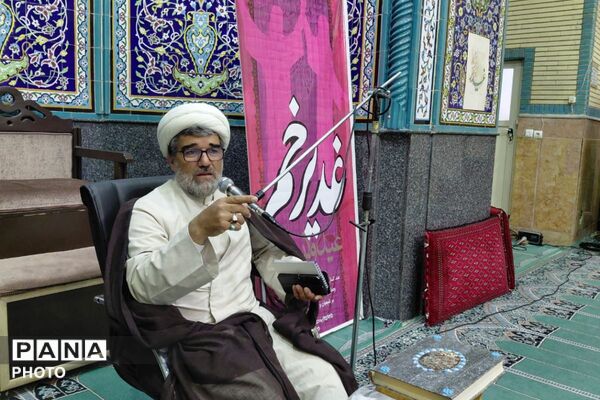 نوجوانان،خادمان جشن ولایت در مسجد جامع صاحب الزمان عج کاووسیه
