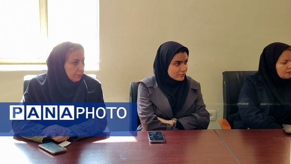 نشست نمایندگان مجلس دانش‌آموزی با رئیس سازمان دانش آموزی کهگیلویه و بویراحمد