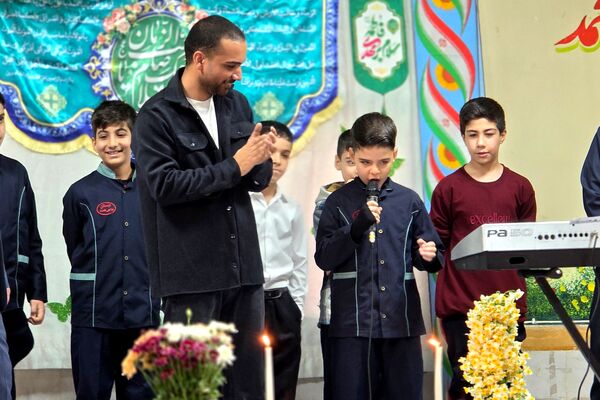 جشن میلاد با سعادت حضرت مهدی موعود(ع)در دبستان حاج همت بهارستان ۲