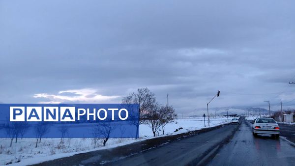 بارش اولین برف پاییزی در روستای نورآباد شازند