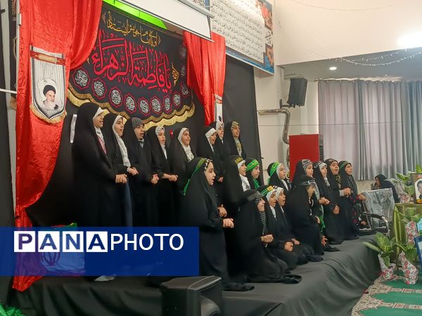 تکریم خانواده شهدا در مسجد حضرت محمد مشهد مقدس