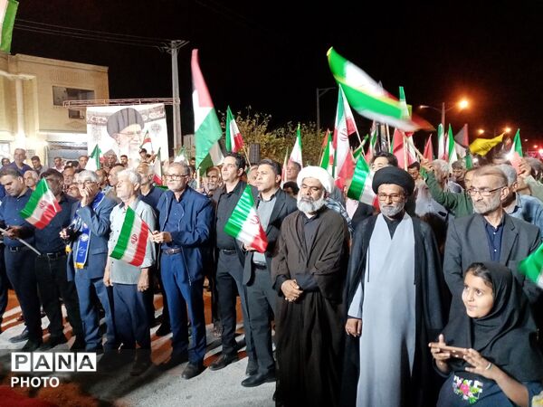 مردم فین هرمزگان با آرمان‌های انقلاب اسلامی