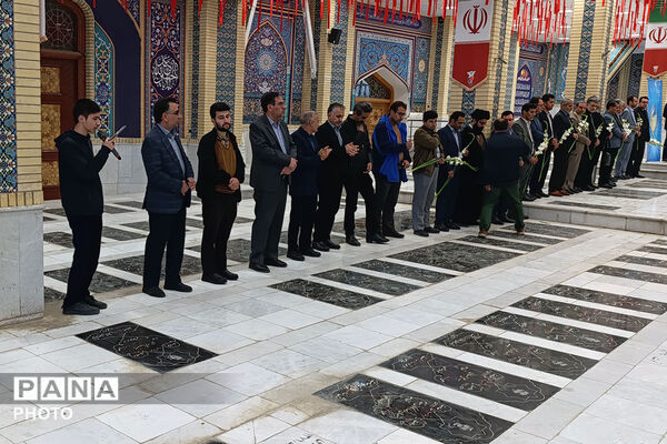 گلباران مزار شهدای معلم در بجنورد