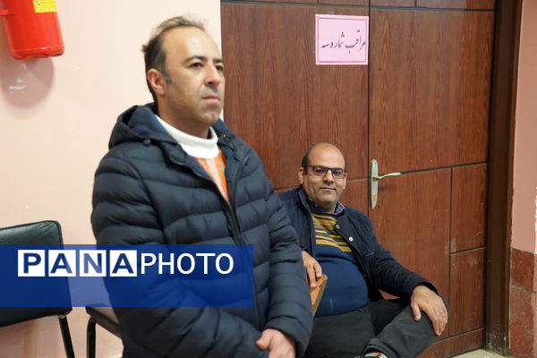  جشن ستارگان برای دانش‌آموزان رتبه‌های ‌اول تا سوم علمی در دبیرستان شاهد صارمیه ۶