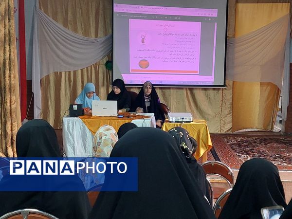 دوره آموزش خبرنگاری ویژه دانش‌آموزان ناحیه۲ مشهد