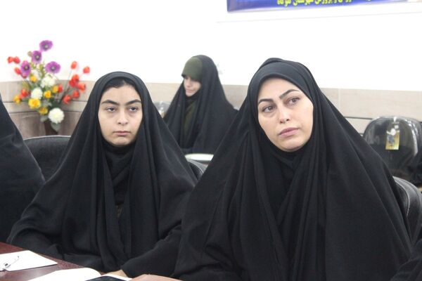 نشست معاونان و مربیان پرورشی مدارس در گلوگاه 