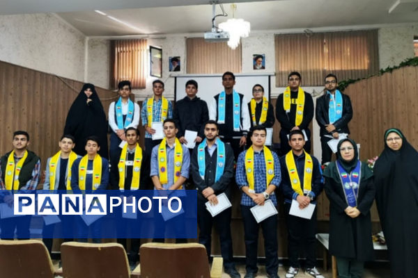 جلسه مجلس دانش‌آموزی ناحیه 4 شیراز 