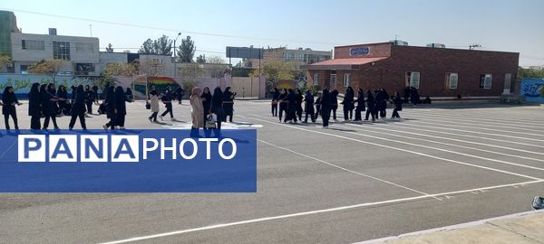 مسابقات درون مدرسه ای در دبیرستان فرهنگ