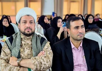 عنبرآباد؛ صحنه تجلیل از مقام معلم بود 