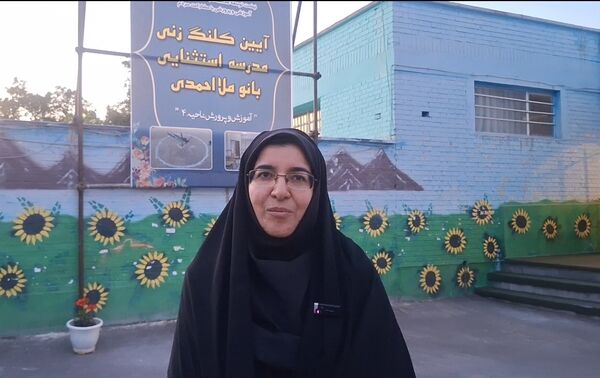 بازدید خبرنگاران پانا از موسسه گیاه شناسی کشور 