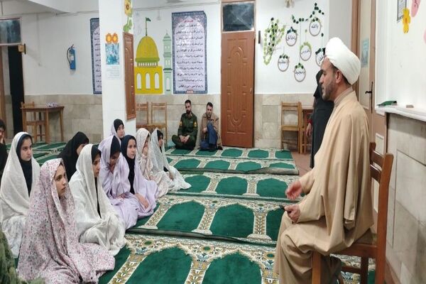 جلسه بصیرتی  در آموزشگاه شهید مجید دهنوی