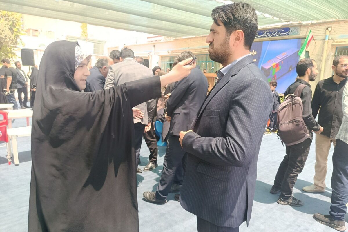 رونمایی از اتوبوس‌های فب‌لب کودک؛ گامی در مسیر تربیت نسل خلاق و آشنا با فناوری‌های نوین است