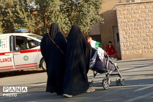 وداع آحاد مردم ایران با رهبر شهید در مصلی تهران