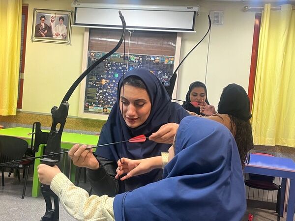 زنگ دونسلی؛ پیوند مهر، یادگیری و شادی در دبستان آرمینه مصلی نژاد