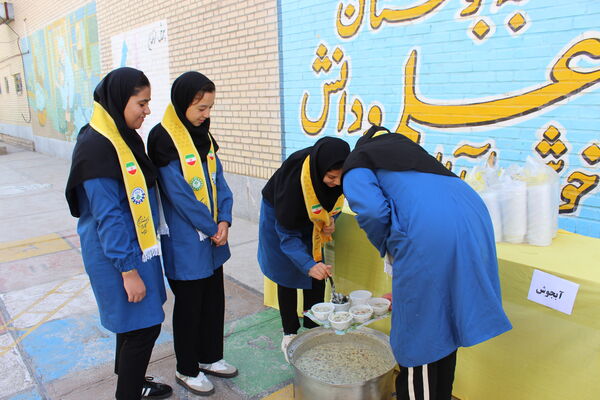 برگزاری اردوی تمشک در شهرستان گرمه 
