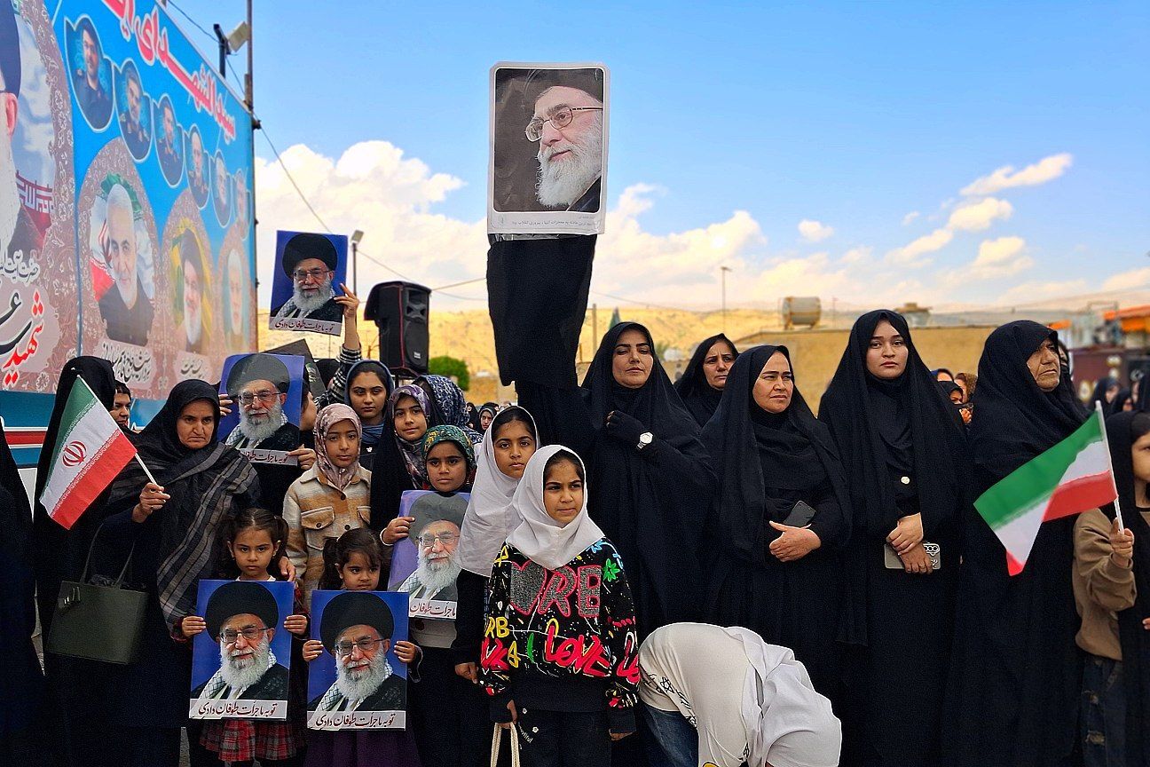 تجمع بزرگ مردمی بیعت با سومین رهبر انقلاب امام آیت‌الله سید مجتبی خامنه‌ای در شهرستان باشت