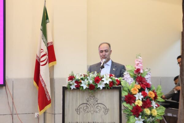 آیین کلنگ‌زنی ۱۶ مدرسه خیرساز در کاشان؛ مشارکت مردمی، حمایت دولتی
