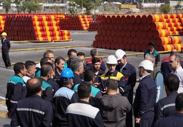پرویز فتاح: اخراج و تعدیل کارگران ممنوع!