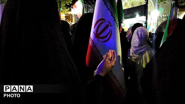 تجمع خودجوشانه مردم برای خونخواهی رهبر شهید مردم نیشابور