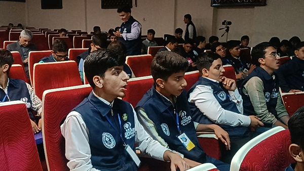 پخش و نقد فیلم در اردوگاه شهید باهنر تهران در اردوی ملی پسران مسئله محور پانا