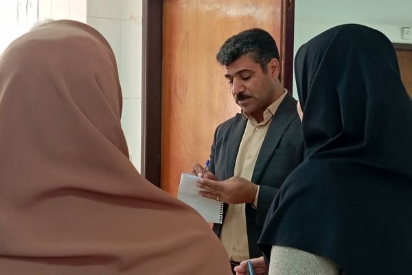 پایش میدانی رئیس اداره فنی و حرفه‌ای استان از هنرستان حضرت زهرا (س) بن