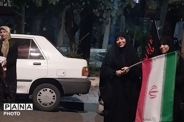 گردهمایی شبانه در محله ۱۳ آبان شهرری 
