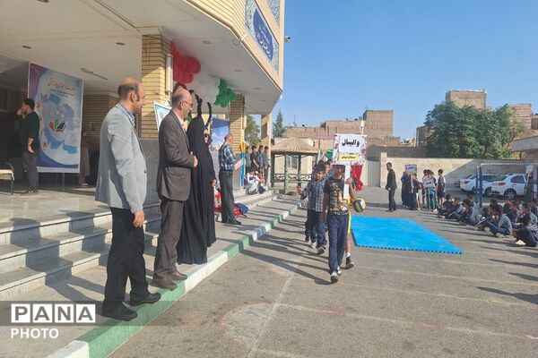 طنین زنگ ورزش و هفته المپیاد ورزشی درون‌مدرسه‌ای در دبستان ایمان ورامین