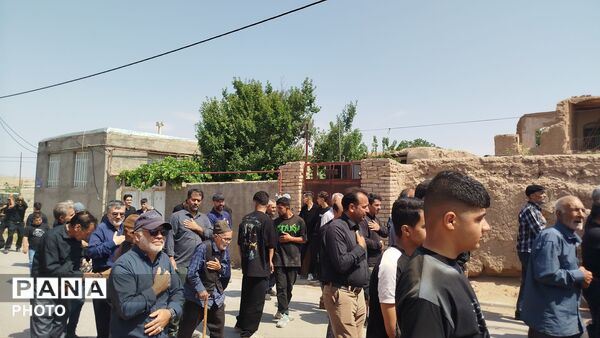 مراسم عزاداری در روز عاشورا همراه با حضور پر شور مردم روستای شوریاب