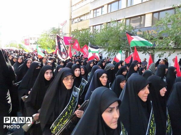 ۳۱۳ هزار جان‌فدا؛ روایت حماسه‌ای که در قاب‌ها ماندگار شد