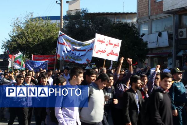 خروش دانش‌آموزان گرگانی در روز حماسه و بصیرت