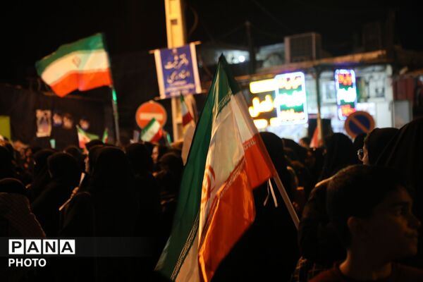  ادای احترام به ارتحال رهبر معظم انقلاب در شهرستان لنده 