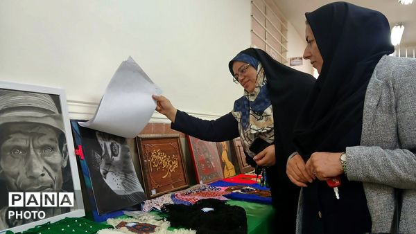 نمایشگاه مشاغل و فعالیت‌های مهارتی هنرستان فلق نظرآباد