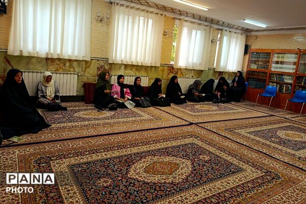 آیین معنوی دعای توسل در دارالقرآن امام مهدی (عج) موسسه کرامت شهرستان ری