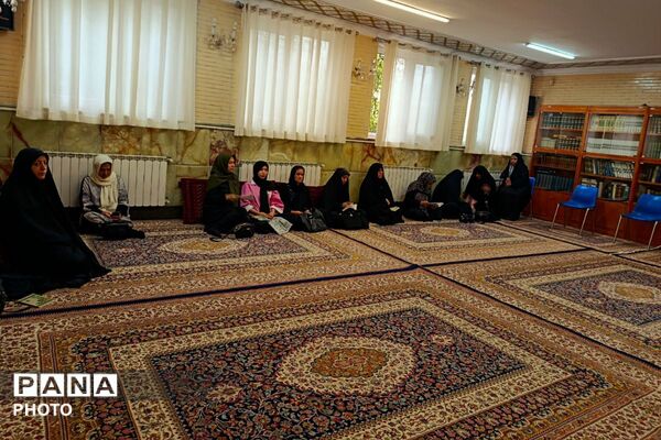 آیین معنوی دعای توسل در دارالقرآن امام مهدی (عج) موسسه کرامت شهرستان ری