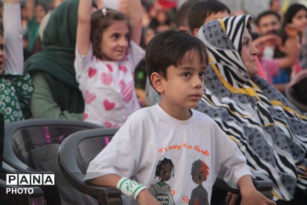 وقتی شادی و ولایت در یک کادر جمع می‌شوند